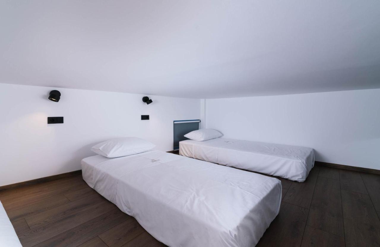 Suites De Luxe Katerina Kokkinos Pyrgos Exterior foto