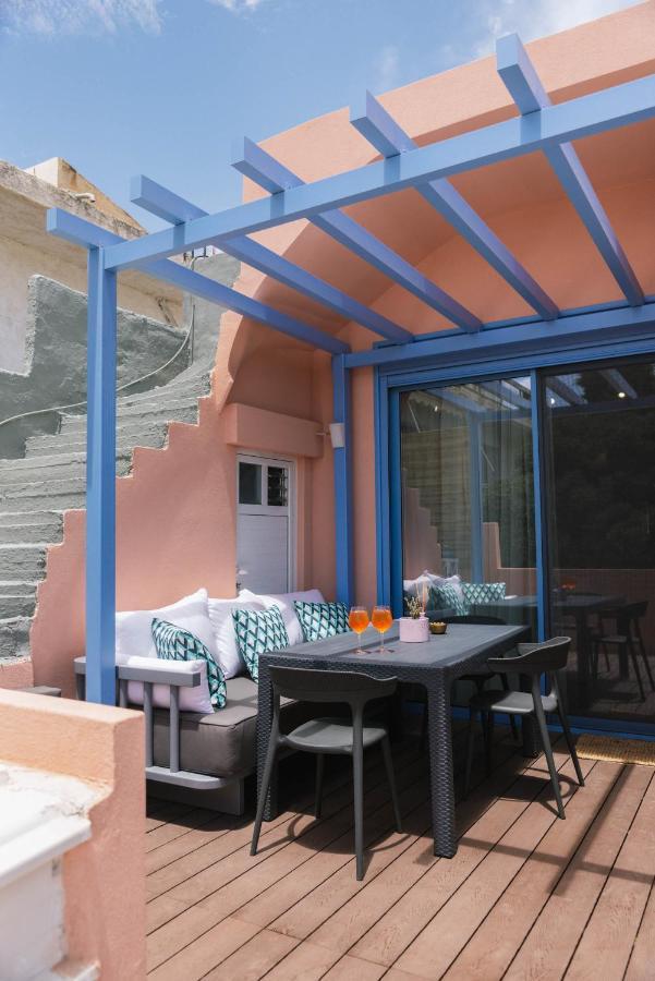 Suites De Luxe Katerina Kokkinos Pyrgos Exterior foto
