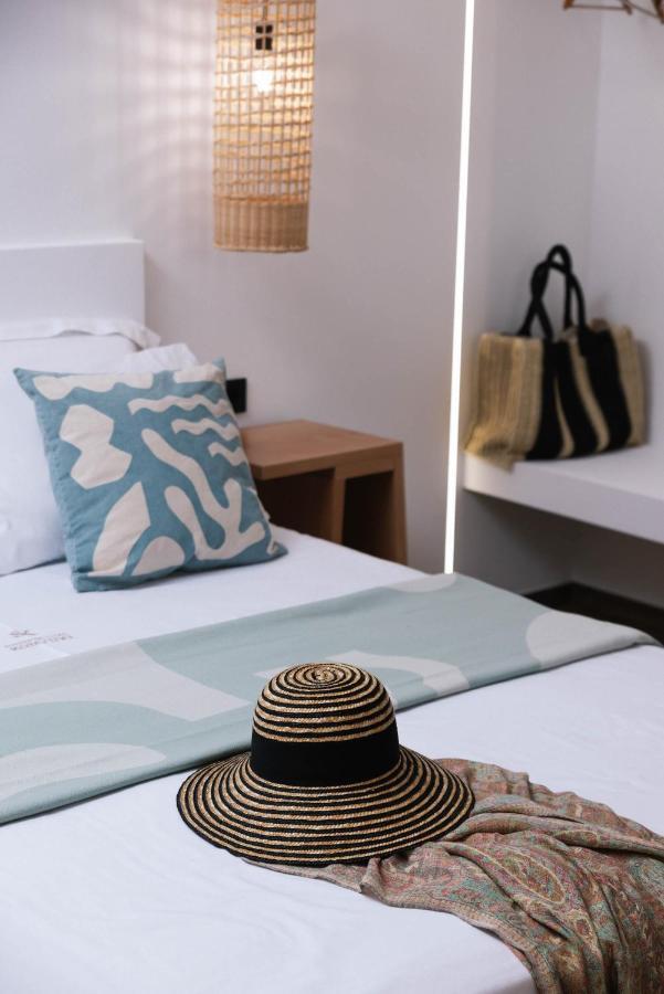 Suites De Luxe Katerina Kokkinos Pyrgos Exterior foto